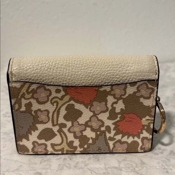Coach Floral Envelope card Holder - Picture 5 of 12
